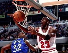 意昂赛季趋势：公牛与EDG在争冠道路上的博弈，引发球迷热议