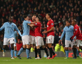 淘汰赛前夕 电子竞技 焦点战：曼城锁定胜局公牛，阵容变化打出赛季代表作